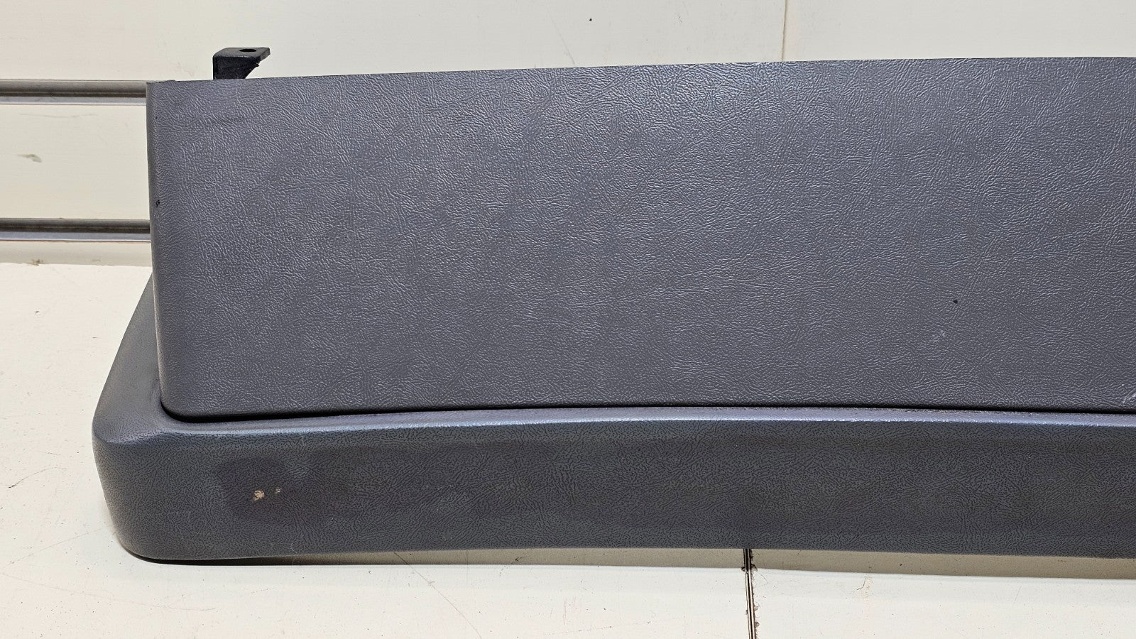 88-94 CHEVY GMC C/K SUBURBAN BLAZER Instrument Cluster Gauge Dash Bezel Gray C2