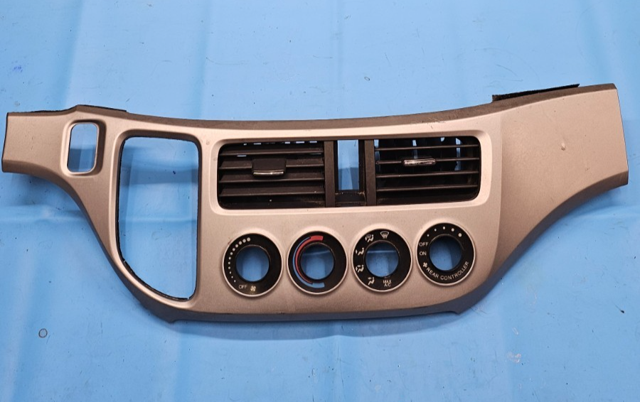 🔥05-10 Honda Odyssey Center Dash Radio Climate Control Bezel Trim Panel Silver
