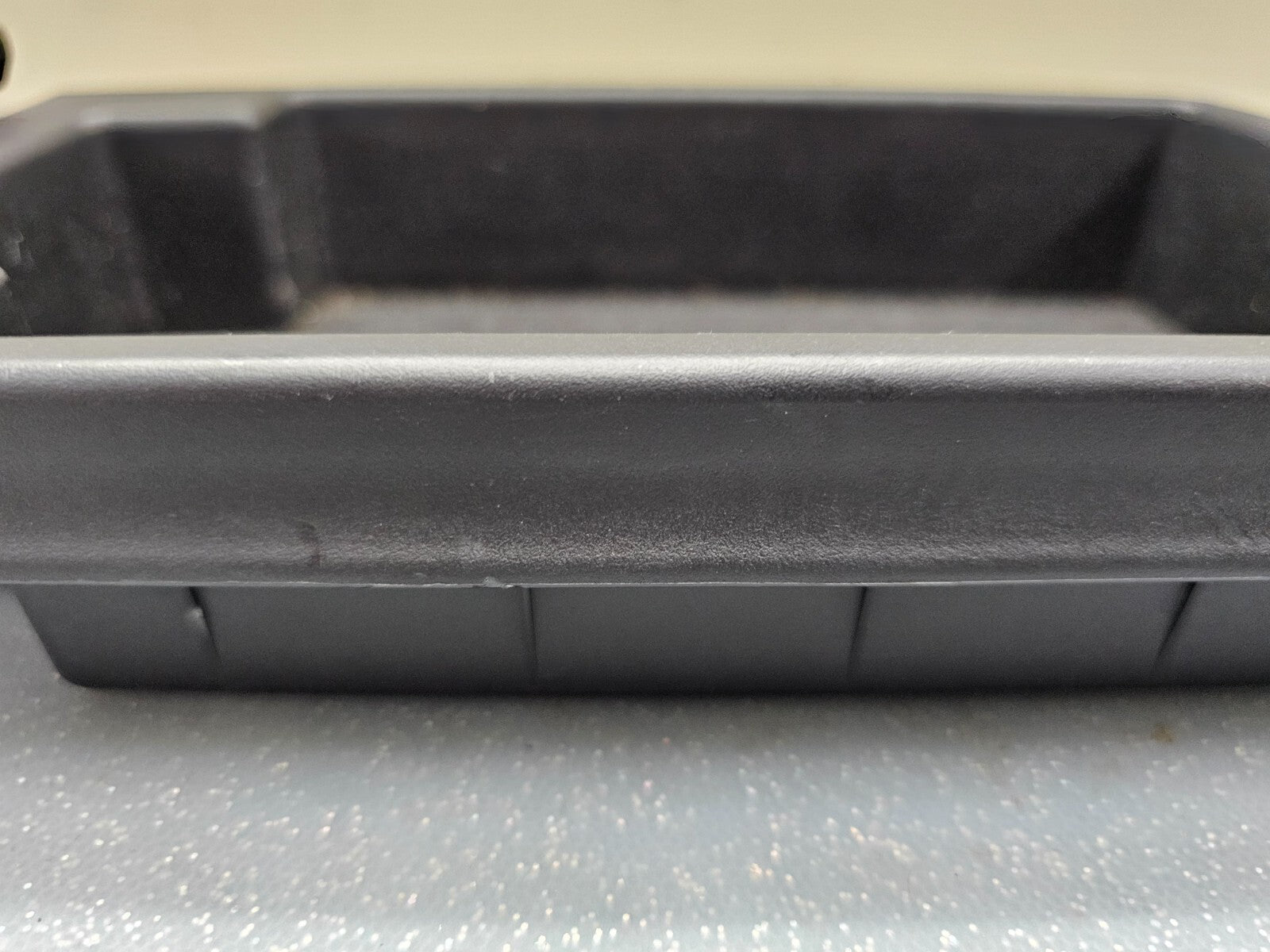 🔥02-06 CAMRY SOLARA LEXUS ES330 CENTER CONSOLE LID ARM REST COVER ASSEMBLY OEM