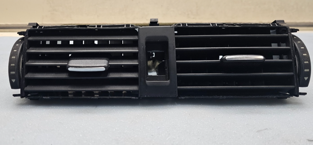 🔥11-17  VW JETTA/GOLF CENTER DASH AC A/C HVAC AIR VENT HEATER PANEL BLACK