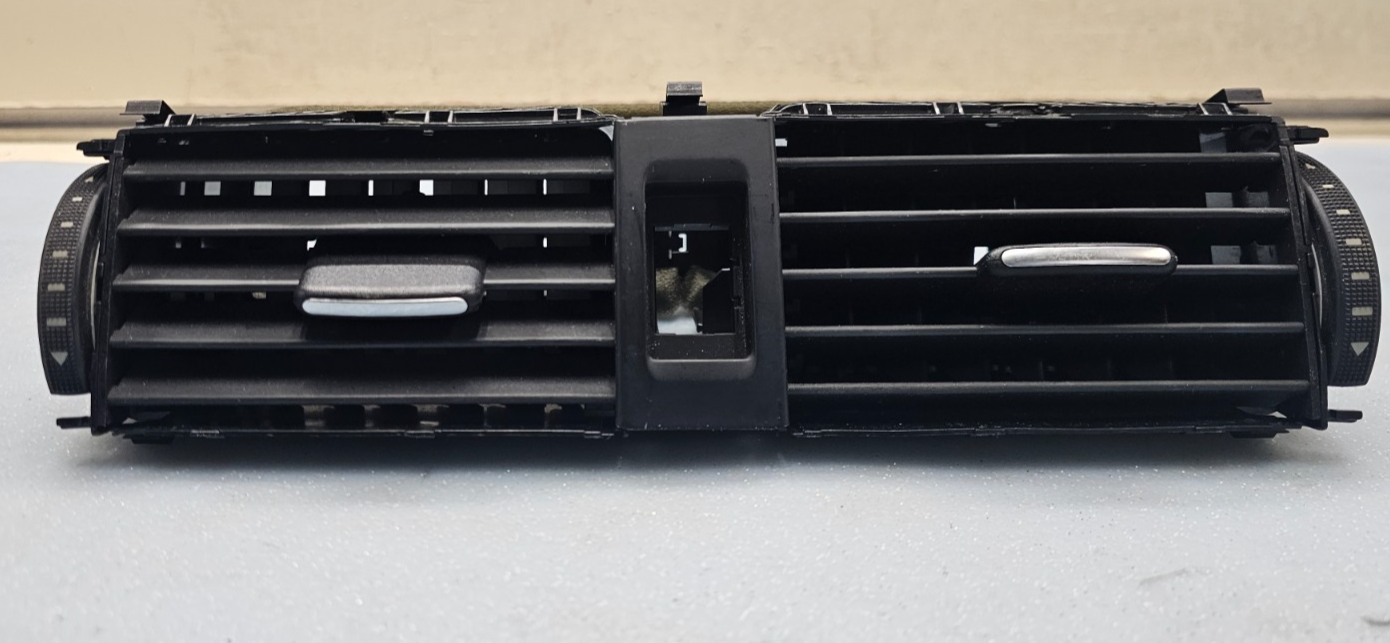 🔥11-17  VW JETTA/GOLF CENTER DASH AC A/C HVAC AIR VENT HEATER PANEL BLACK