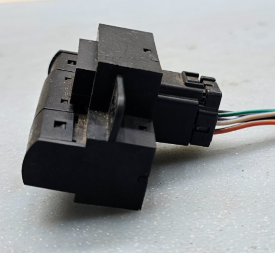 🔥05-10 Chrysler 300 Grand Caravan Hazard Warning Light Control Switch Black OEM