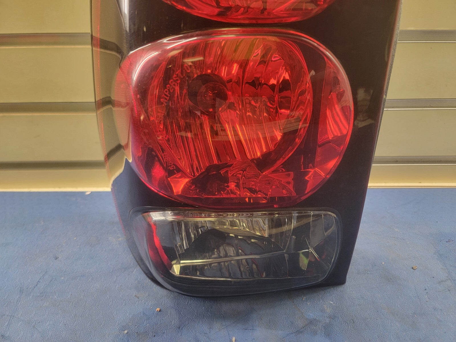 🔥02-09 Chevy TRAILBLAZER REAR LEFT Driver LH Tail Light Assembly Chrome OEM