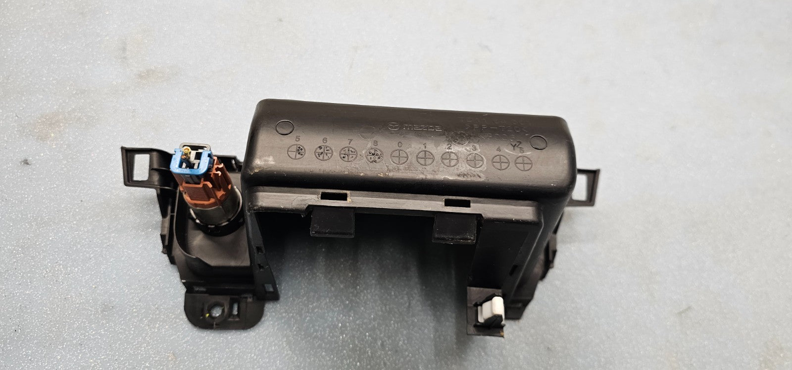🔥2007-2015 Mazda CX-9 Center Dash Console Pocket Box OEM