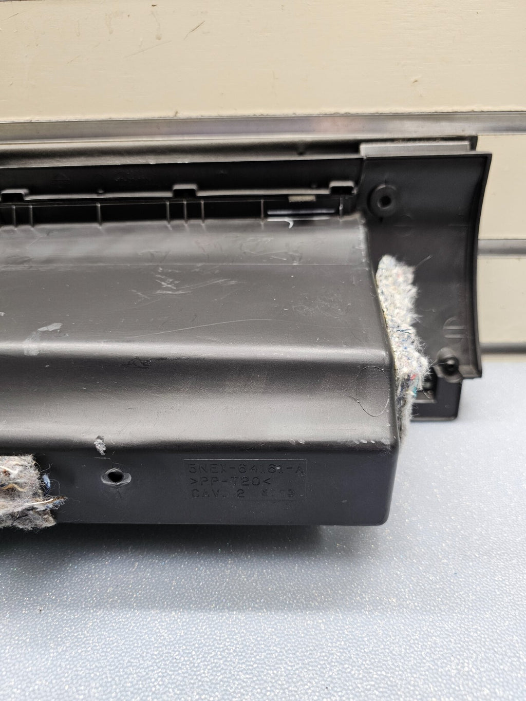 🔥05-12 Pathfinder 05-19 Frontier Upper Glove Box Compartment Assembly Black OEM