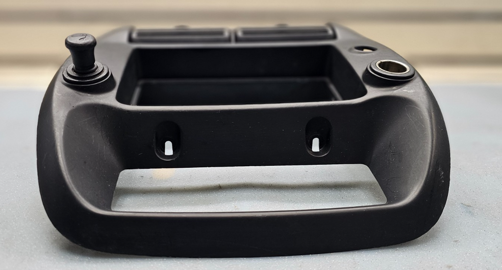 95-10 Ranger Explorer Center Dash Radio Stereo Display Bezel Trim Panel BLACK B2