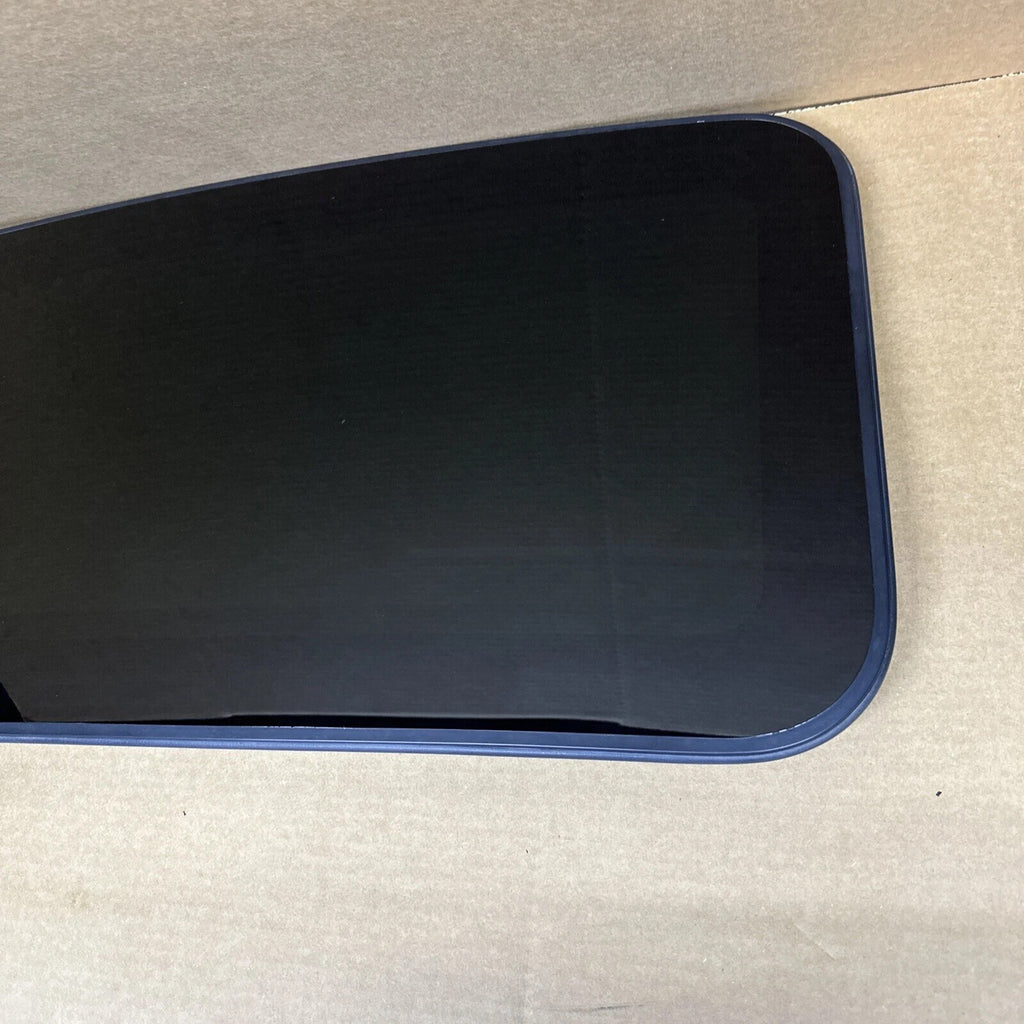 08-13 Nissan Rogue Sun Roof Sunroof Window OEM Glass