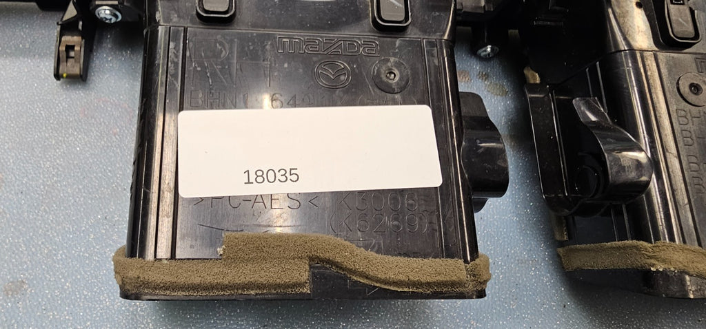 🔥2014-2018 Mazda 3 Front Center AC Dash Vent Trim Panel Hazard Switch OEM