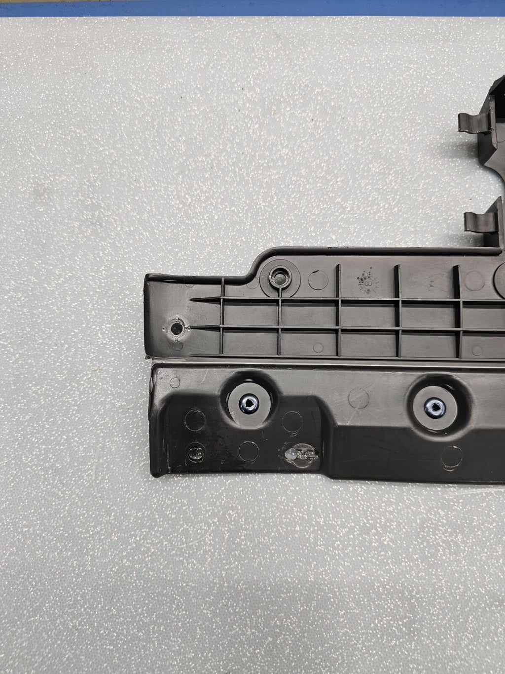 🔥99-09 Montana Uplander Venture Glove Box Storage Compartment Hinge Assembly