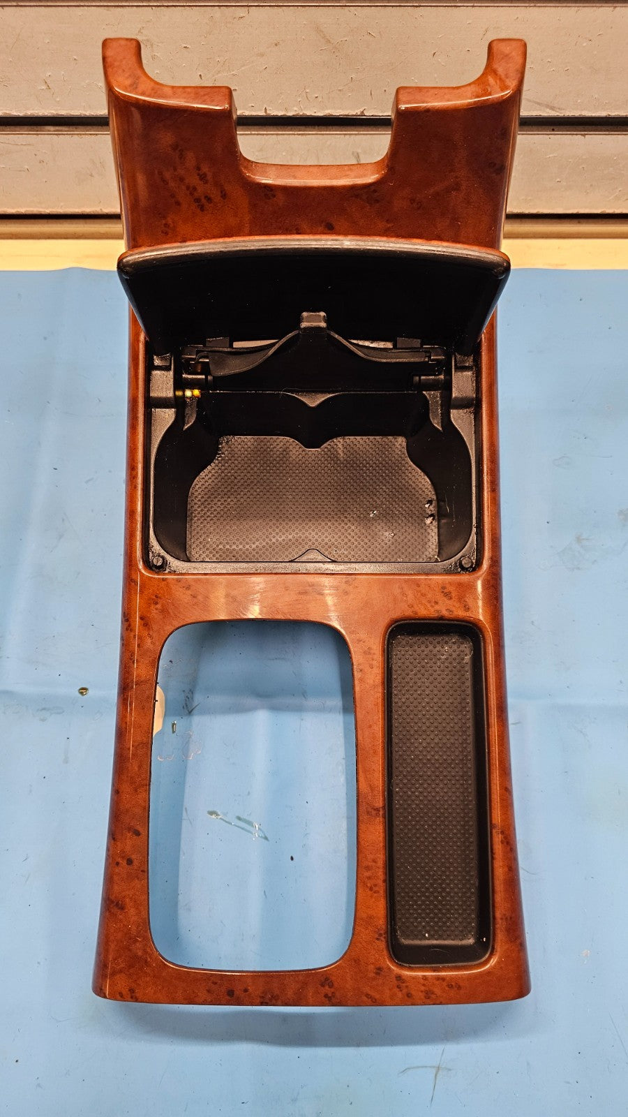 🔥02-06 Toyota Camry Shifter Shift Bezel Center Console Cup Holder Assembly Wood