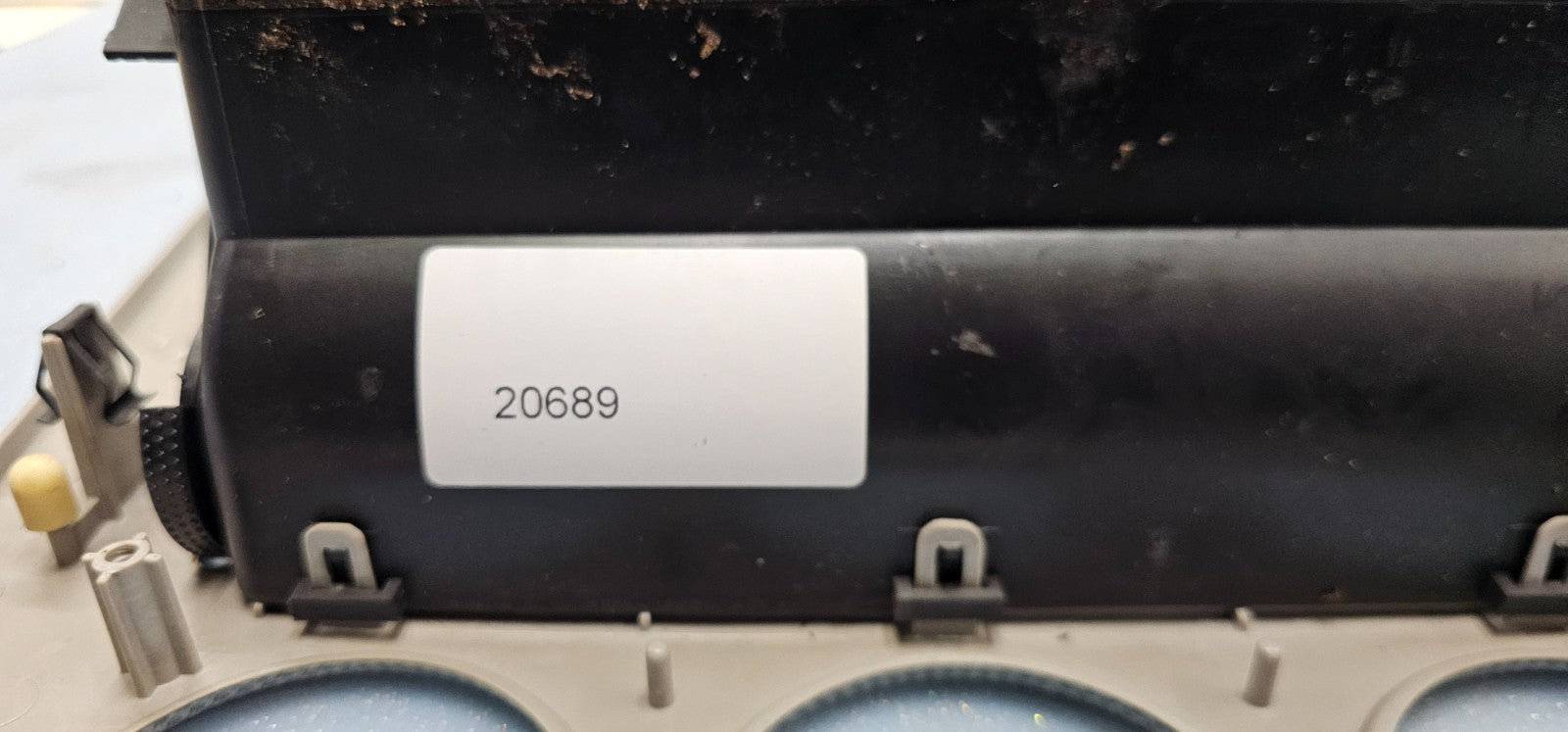 🔥2002–2003 Ford Explorer Dash A/C Climate Control Bezel Trim w/ Vent OEM