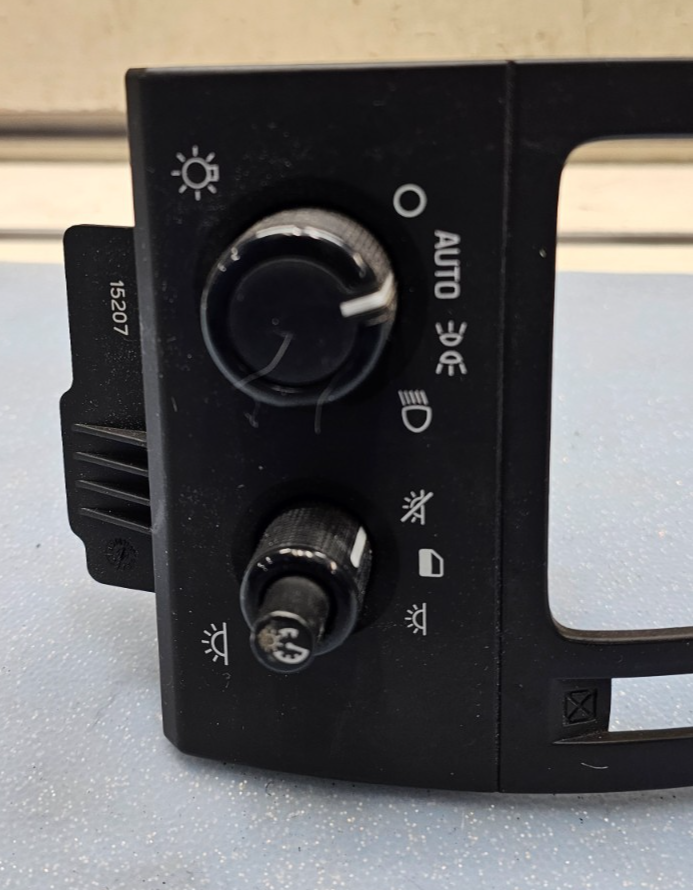 🔥2005-2007 Saturn Relay Headlight Light Switch Control Black OEM