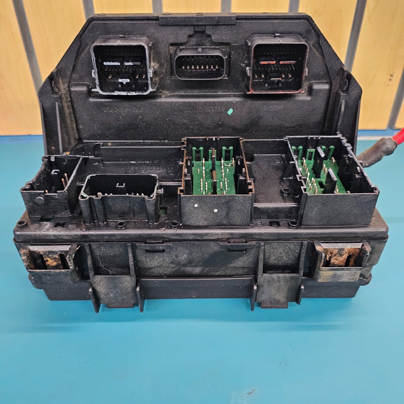 🔥2013 DODGE GRAND CARAVAN TOWN & COUNTRY TIPM FUSE BOX BCM POWER MODULE RELAY