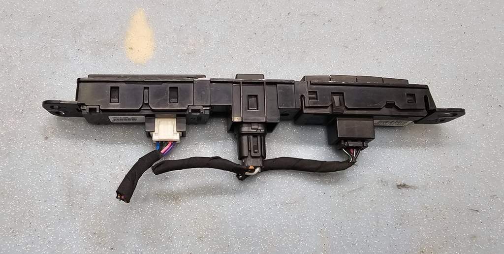 🔥09-12 Chevrolet Traverse Center Dash Panel Hazard Control Switch Unit OEM SW55