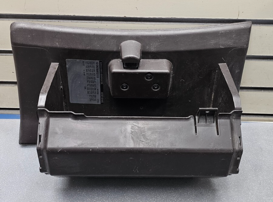08-12 MALIBU DASH GLOVE BOX STORAGE COMPARTMENT ASSEMBLY INSTRUMENT PANEL BLACK