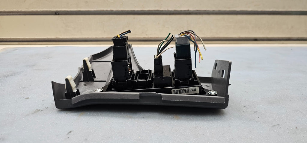 🔥11-13 HYUNDAI ELANTRA ACTIVE ECO/DIMMER/TRACTION SWITCH PANEL CRASH PAD GRAY