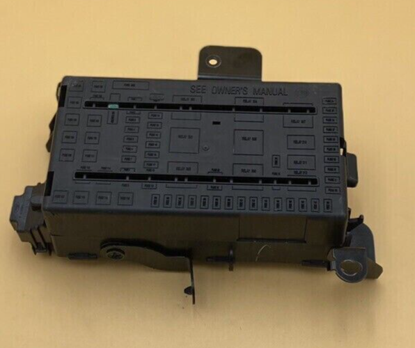 🔥2005 - 2007 Ford F250 F350 Excursion Interior Dash Fuse Block Box