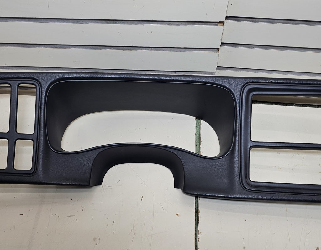03-06 CHEVY GMC INSTRUMENT Cluster Speedo Dash Trim PANEL Radio Bezel Graphit C5