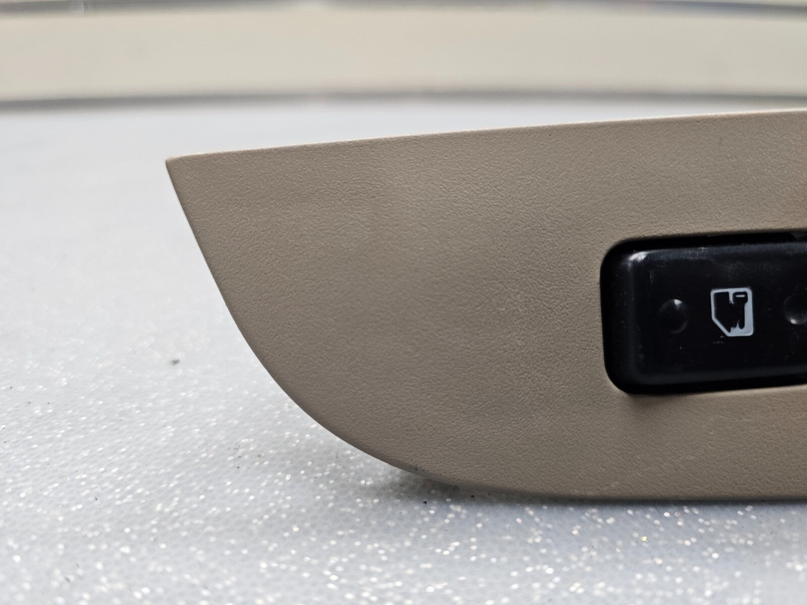 🔥98-02 TOYOTA COROLLA BEIGE RIGHT POWER WINDOW SWITCH Tan WS26