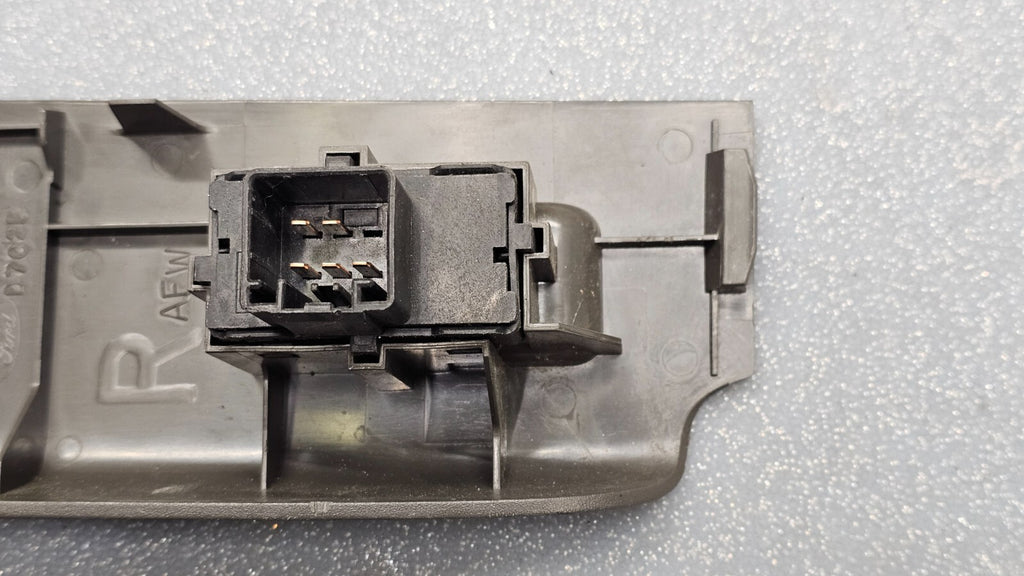 08-12 Escape Focus Front Right Passenger Door Power Window Switch Assembly Black