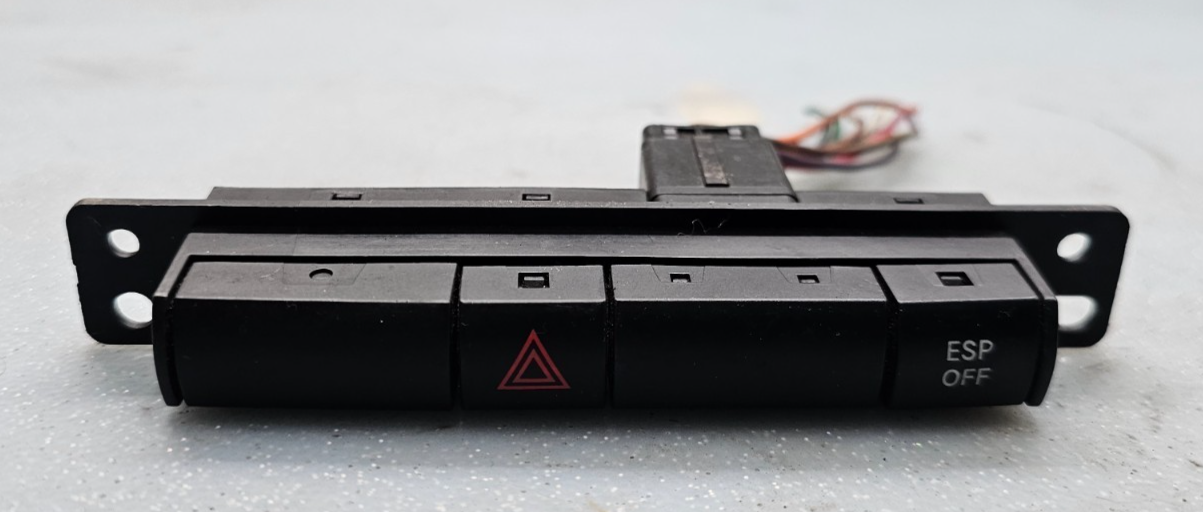 🔥06-08 Charger Hazard Emergency Light Switch ESP OFF Instrument Panel Black