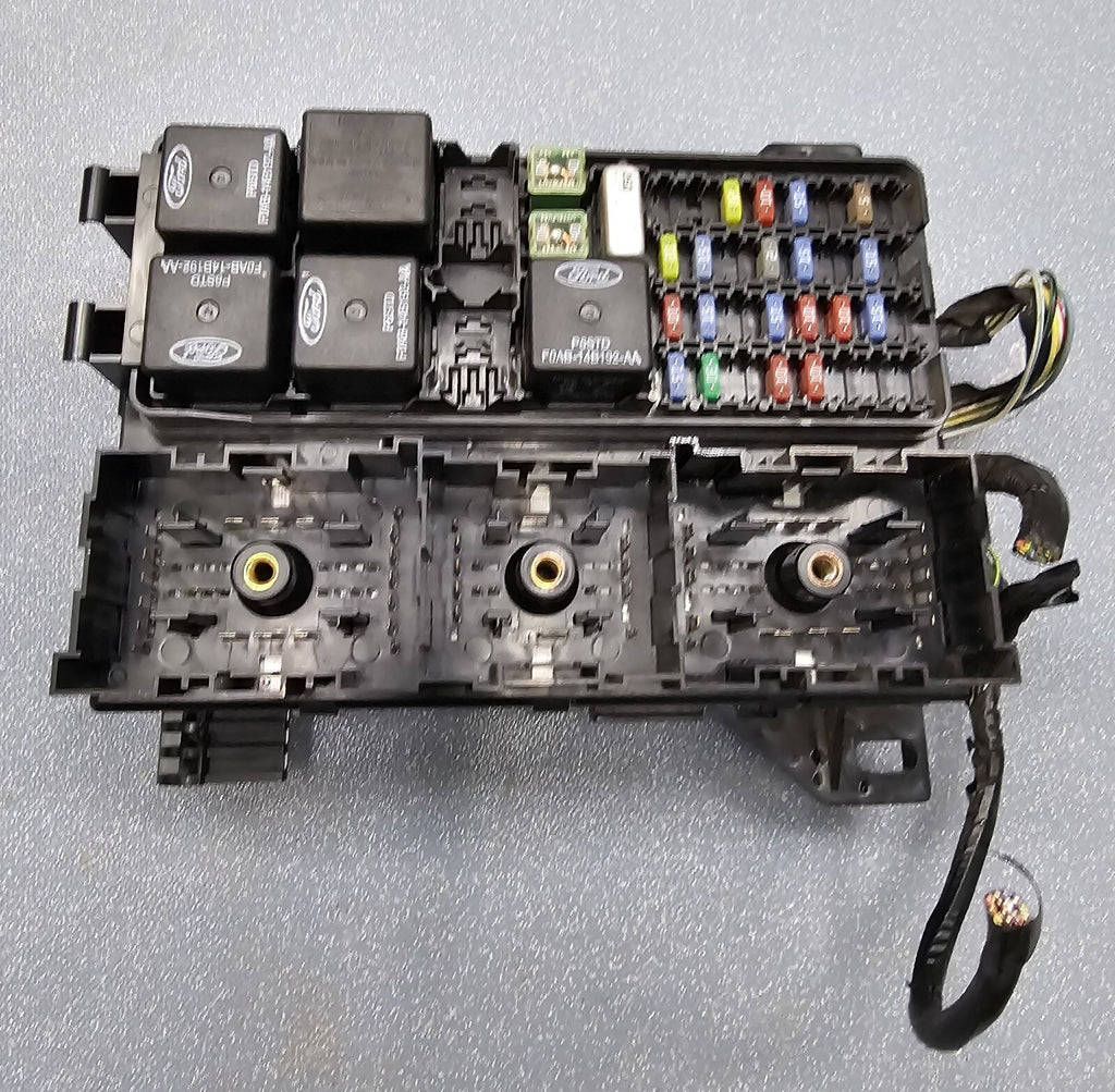 02-03 FORD TAURUS MERCURY SABLE FUSE BOX BCM GEM MODULE MULTIFUNCTION RELAY OEM