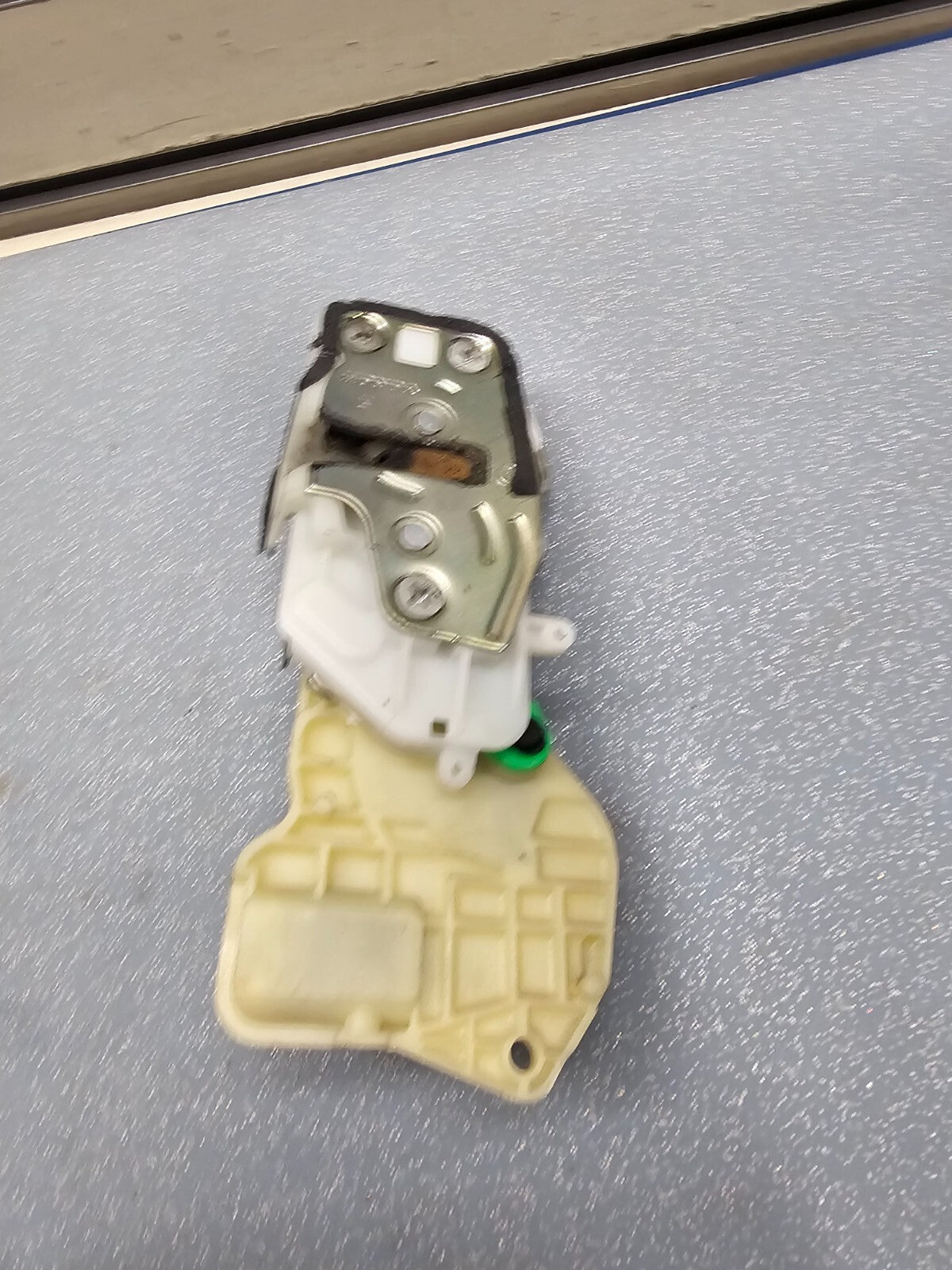 🔥02-06 Honda CR-V Rear Door Tailgate Lock Trunk Latch Actuator Assembly OEM