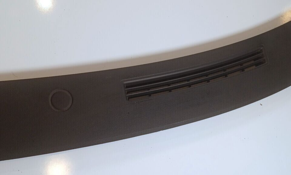 🔥2005-2007 CHRYSLER 300 UPPER DASHBOARD PAD TRIM DEFROSTER PANEL OEM DP5