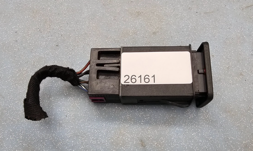 🔥97-06 VW Golf  05-10 Bora Golf Hazard Light Switch