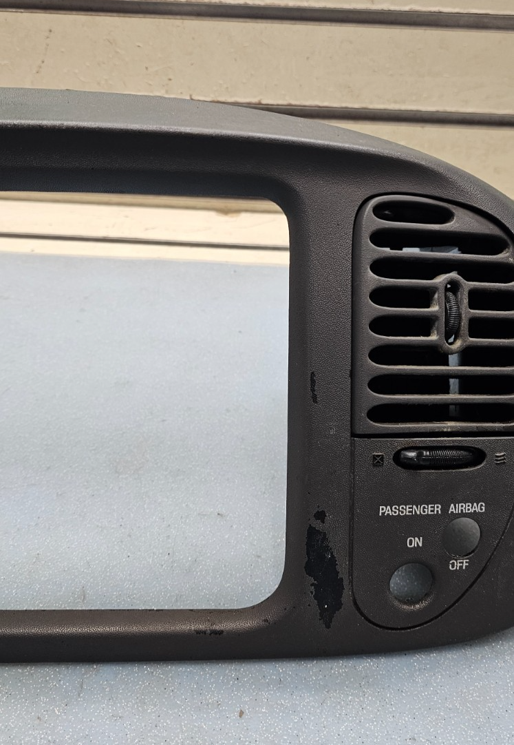 🔥97-03 Ford F150 Dash FM Radio Climate Trim Stereo BEZEL Panel DK GRAY B1