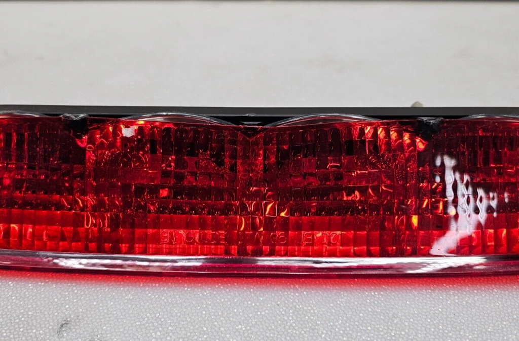 06-11 Chevy HHR Third High Mounted Brake Stop Light Lamp Rear Hatch Assembly OEM
