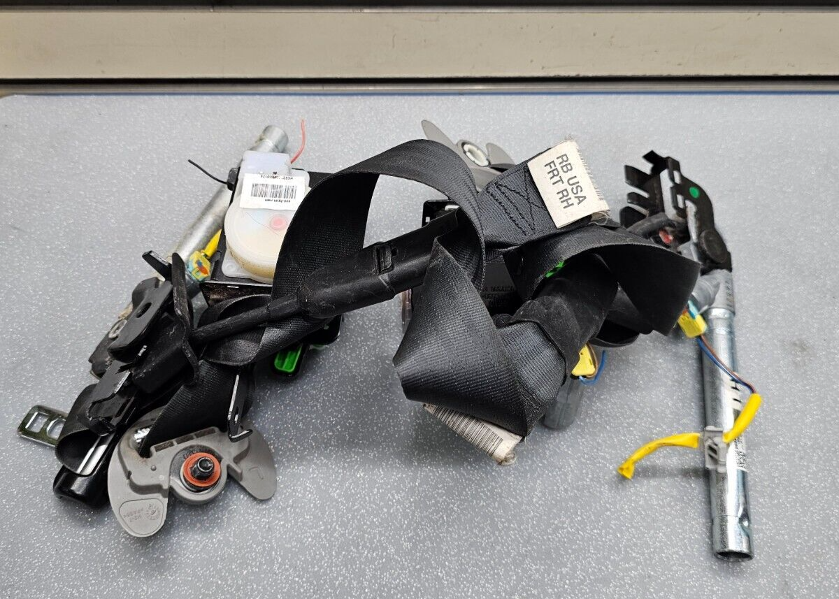 🔥12-17 Hyundai Accent Front Left Driver/Right Passenger Seat Belt Retractor OEM