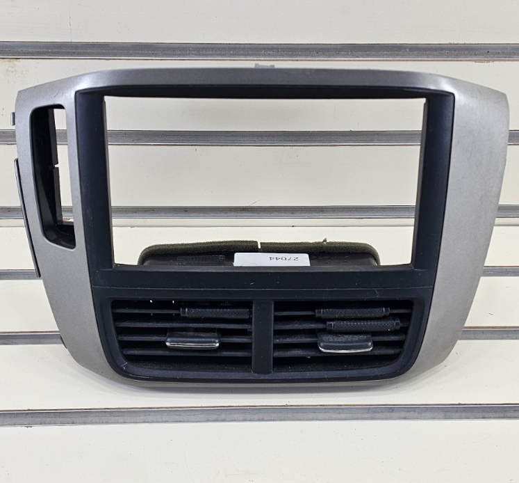 🔥06-08 HONDA PILOT Honda Pilot Radio Climate Dash Trim Bezel Silver/Black