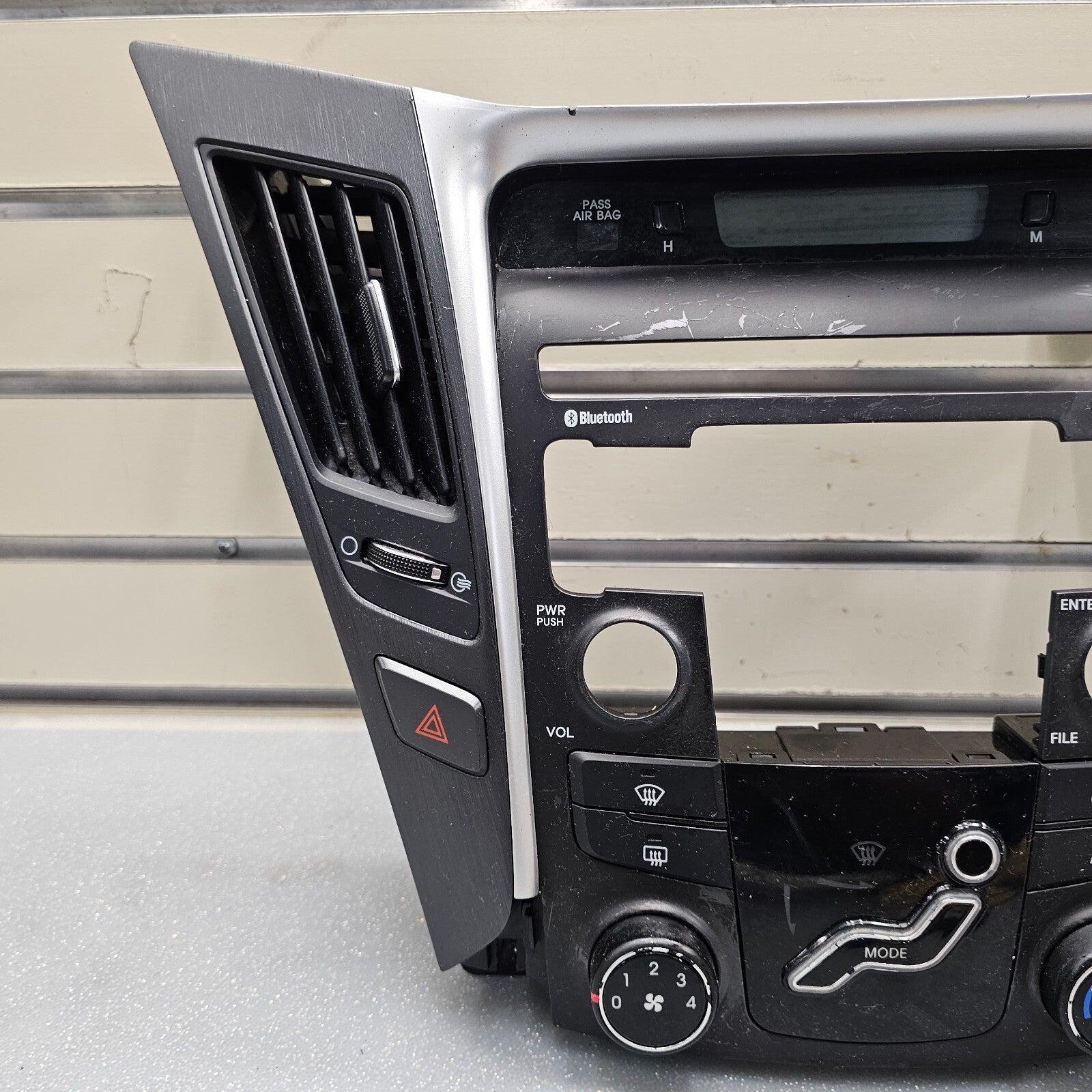 🔥11-14 Sonata Dash AM/FM Radio Display Bezel Trim Panel Climate Silver/Black