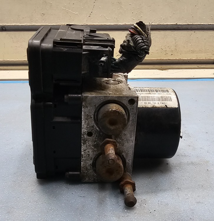 🔥08-10 Grand Caravan Town Country ABS Anti Lock Brake Pump Plug Assembly OEM