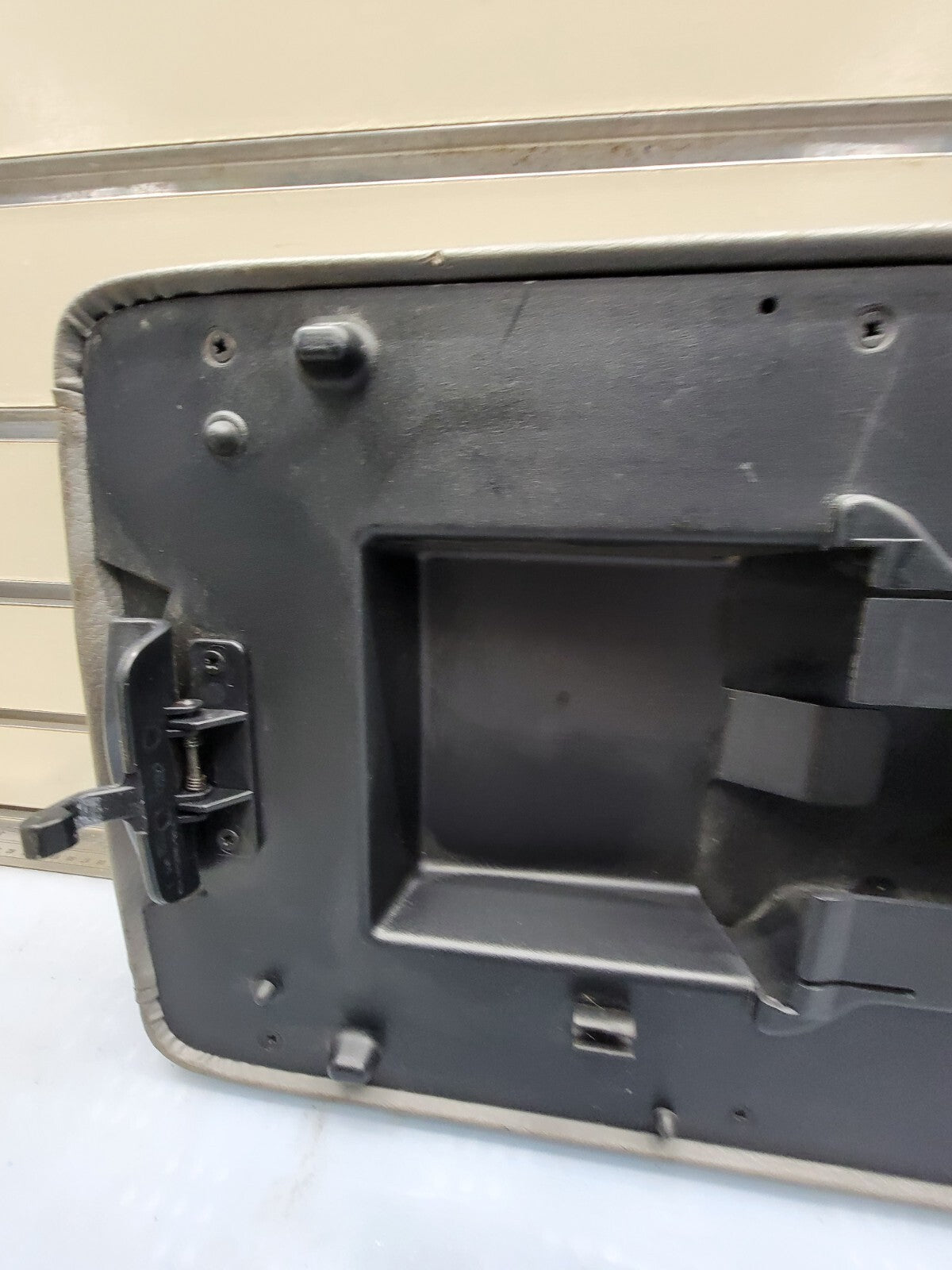 🔥2003-2006 FORD EXPEDITON CENTER CONSOLE ARMREST LID GRAY LEATHER