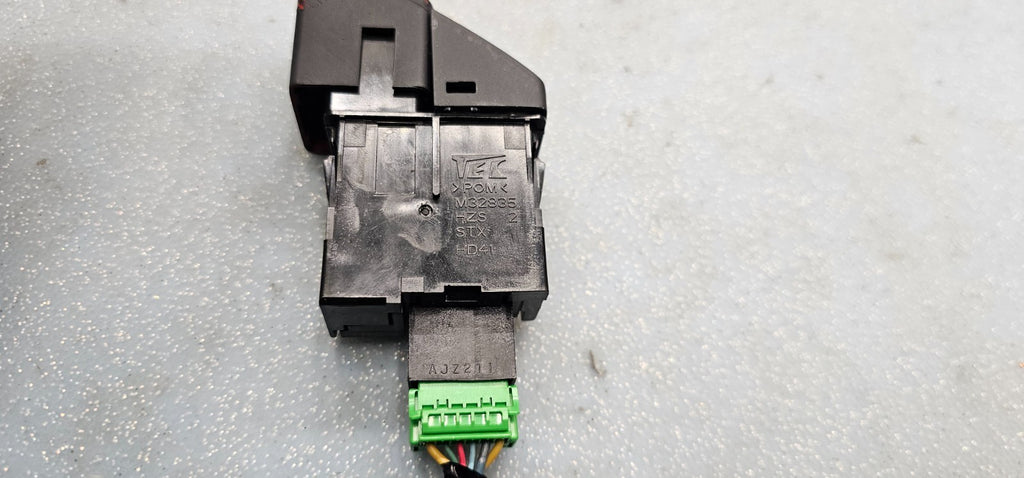 🔥05-07 Accord Odyssey Hazard Warning Flasher Light Switch Button Assembly Black