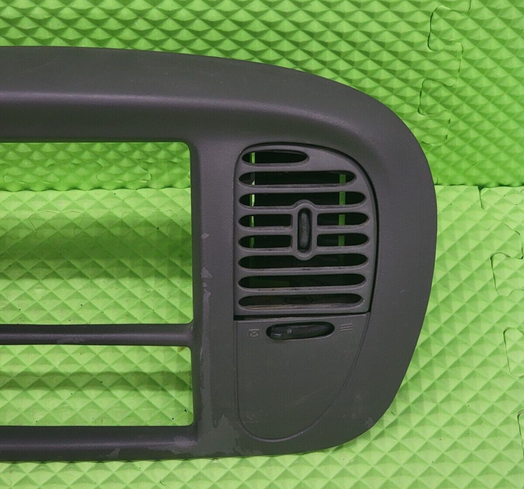 97-03Ford F150 Center Dash Radio Climate BEZEL Trim Panel A4WD 4H 4L Line GrayB1