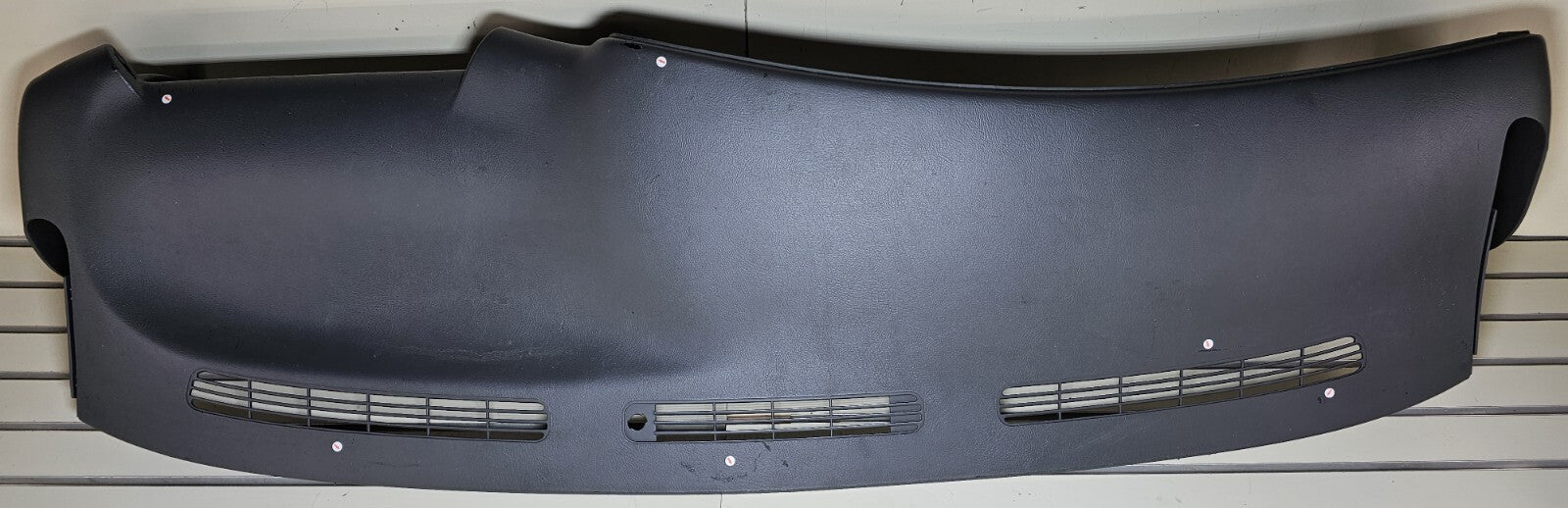 99-06 SILVERADO SIERRA TAHOE Upper Dash Cap Cover Top Dashboard Pad DK GRAY DP1