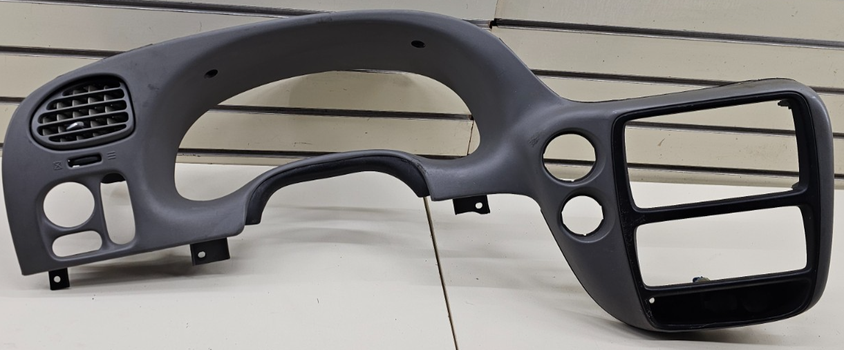 02-09 Trailblazer Dash Instrument Cluster Speedometer Bezel Trim Panel Gray C10