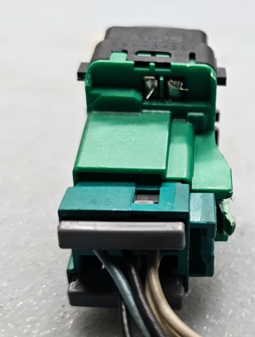 🔥97-05 GRAND PRIX VENTURE FRONT LEFT DRIVER POWER DOOR LOCK SWITCH PUSH BUTTON