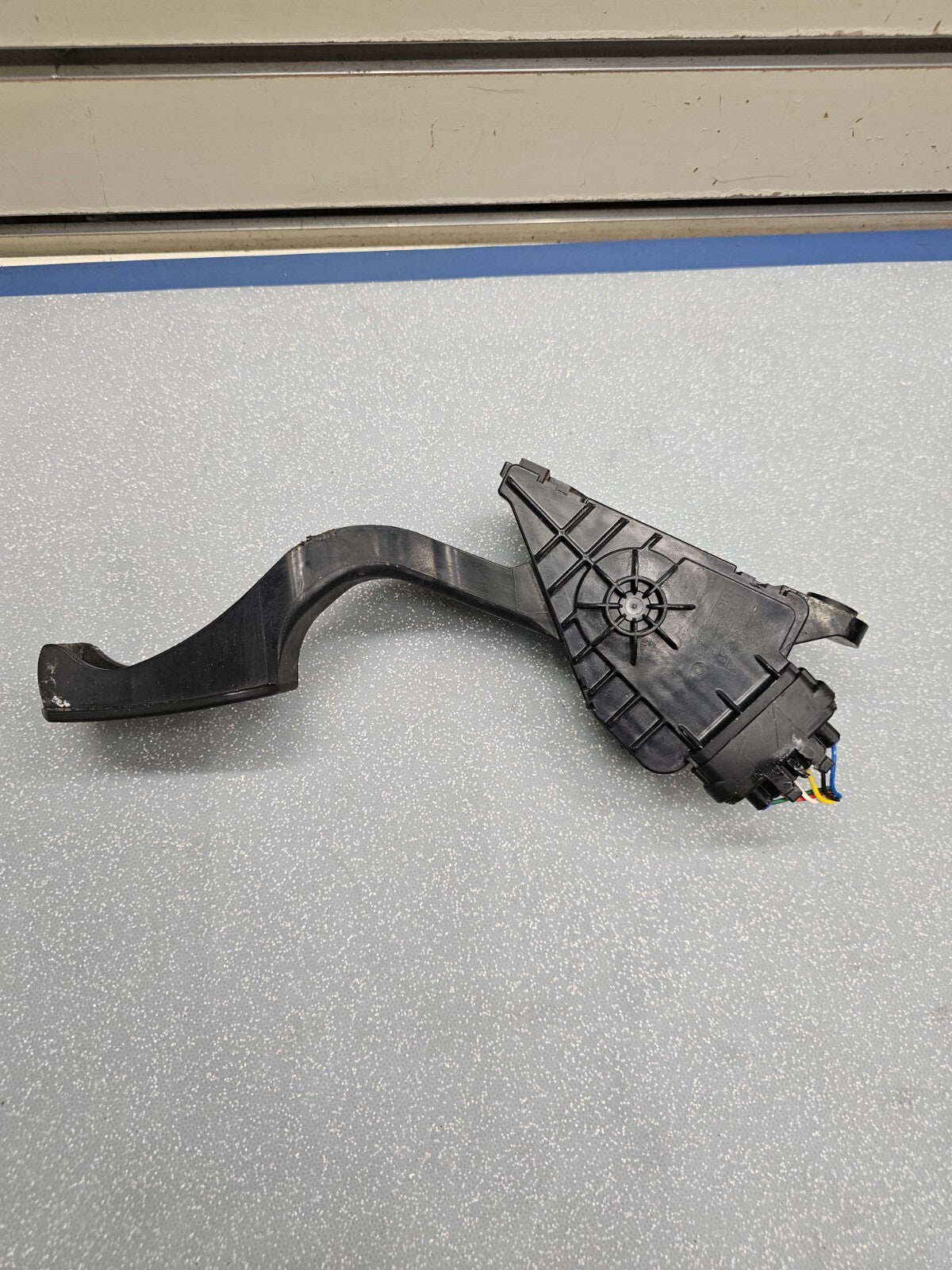 🔥2004 -  2009 Toyota Prius Gas Accelerator Pedal  OEM