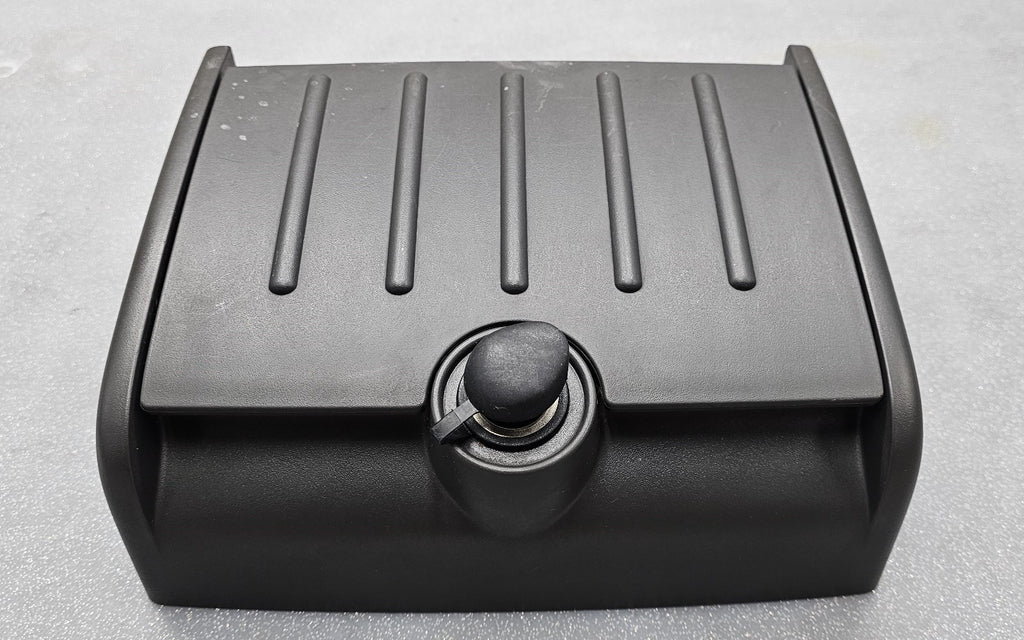 04-08 Ford F-150 CENTER REAR CONSOLE CUP HOLDER DRINK HOLDER JUMP SEAT BLACK OEM