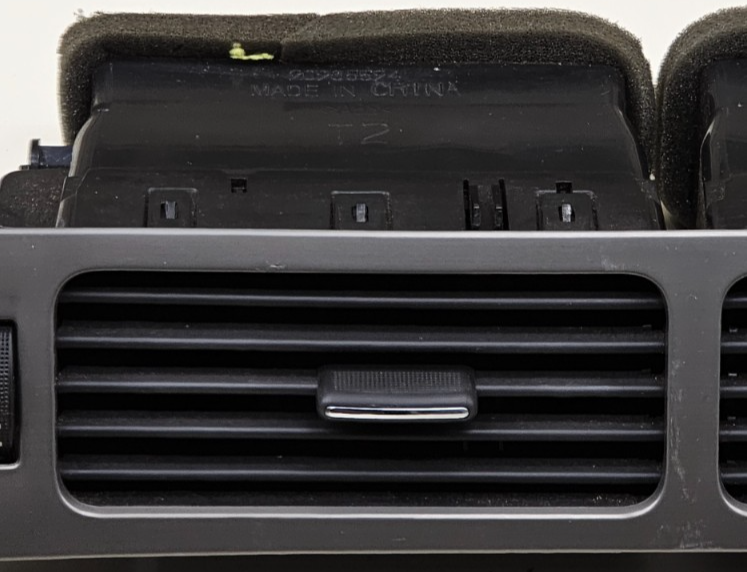 🔥07-13 Suburban TAHOE YUKON Dash Radio Bezel Trim RIGHT Panel w/ Vent Wood B36
