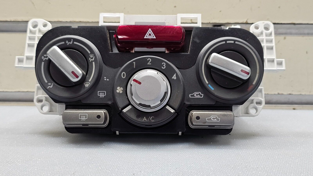 09-13 Subaru Forester Dash AC Heater Temperature Climate Control Air Conditioner