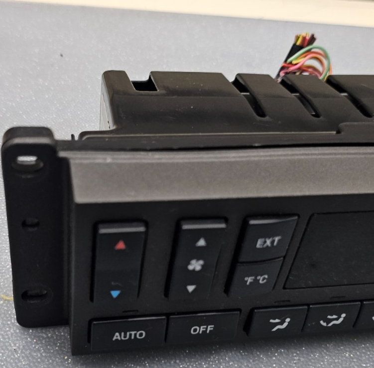 🔥05-06 Ford Expedition Dash A/C Heater Temperature Climate Control Digital