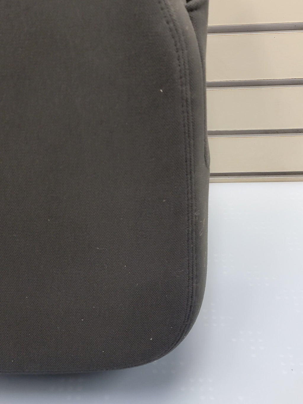07-13 SILVERADO SIERRA Center JUMP SEAT Armrest 2 CUP Holder BLACK CH40 JS5