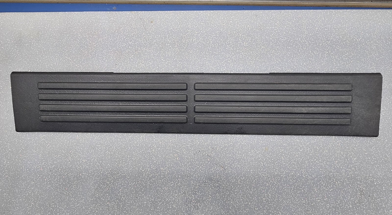 🔥99-06 SILVERADO SIERRA LEFT/RIGHT REAR CREW CAB DOOR SILL SCUFF PLATE TRIM OEM