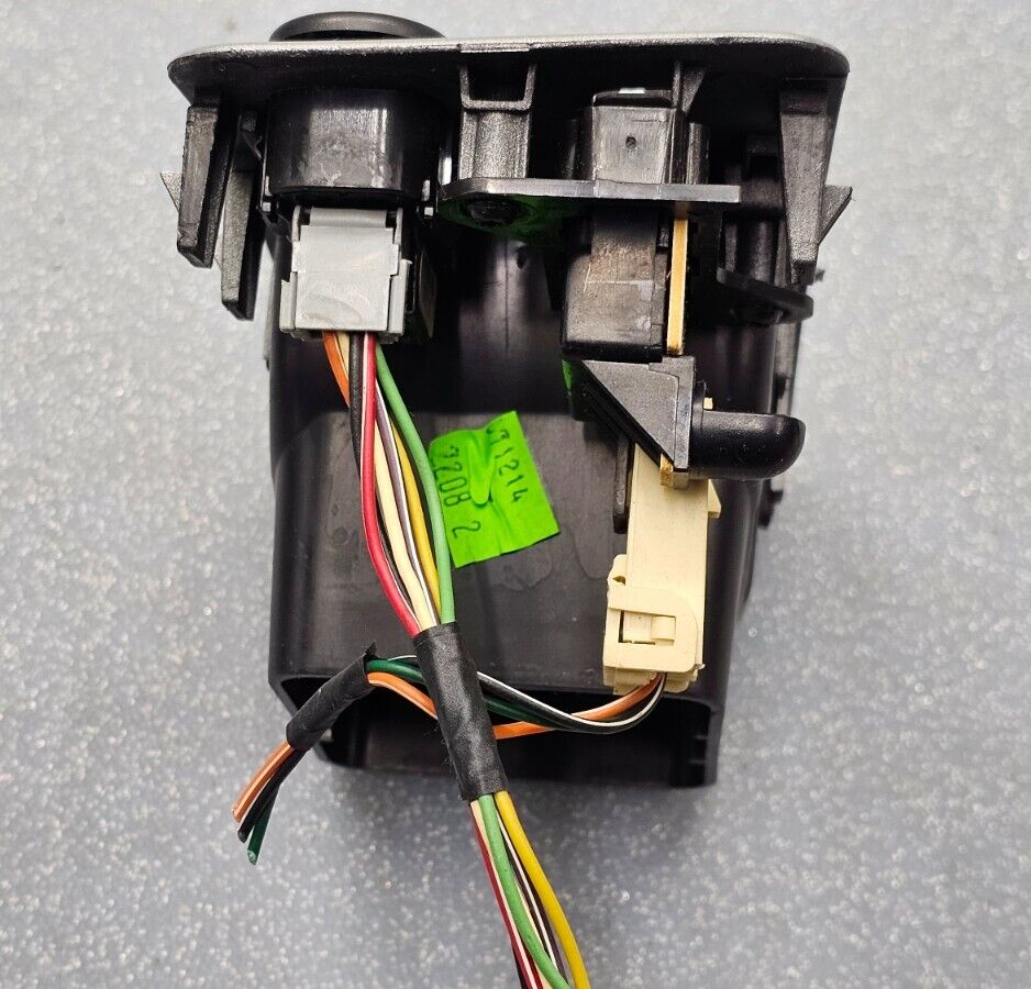 🔥05-09 Equinox Torrent Dash Air Vent Heater Panel Mirror Control Switch Silver