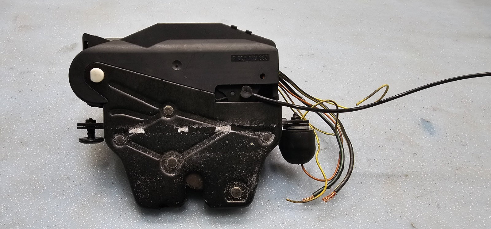 🔥00-06 BMW E53 X5 REAR UPPER LIFTGATE HATCH GLASS LID LOCK LATCH ACTUATOR OEM
